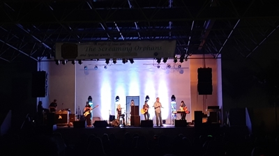 Screaming Ophans Concert Photo